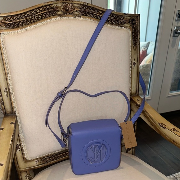 NWT STEVE MADDEN Purple Box Crossbody Bag With SM Logo in a Circle on Front - Picture 3 of 7